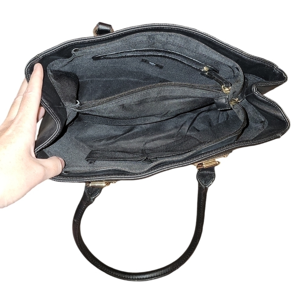 Mossimo black shoulder bag with gold accents. A lot of pockets, zippers, clean - Picture 4 of 11